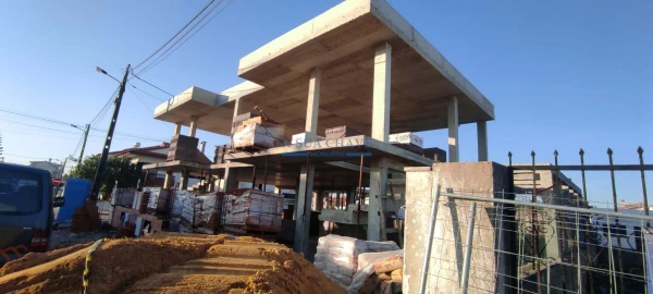 Moradia T4 para Venda em Fernao Ferro