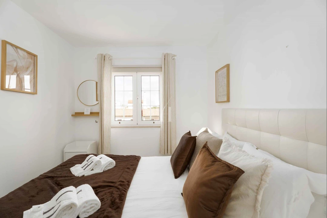 Apartamento T2 para Arrendamento férias em Quarteira Foto 12