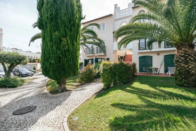 Apartamento T2 para Arrendamento férias em Quarteira