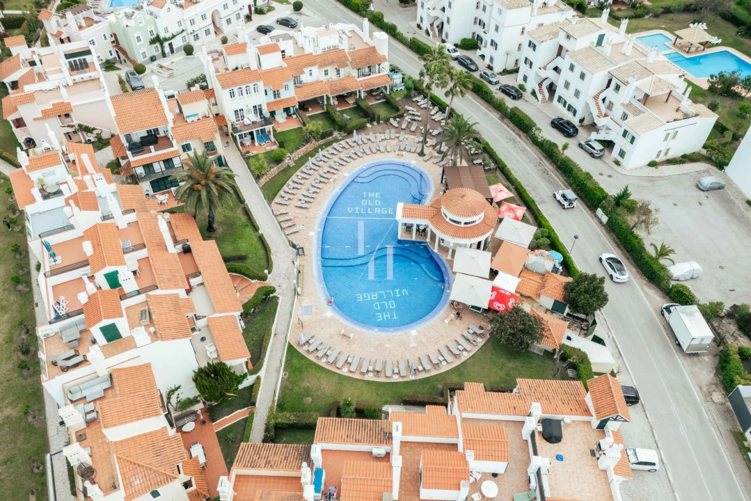 Apartamento T2 para Arrendamento férias em Quarteira Foto 34