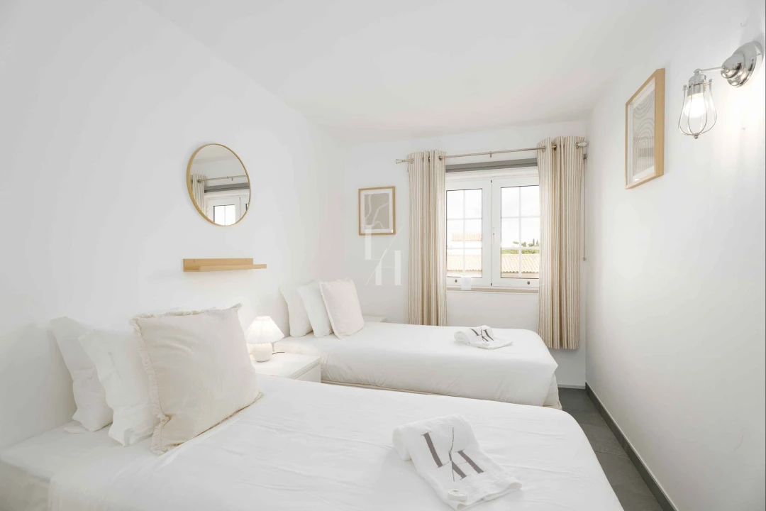 Apartamento T2 para Arrendamento férias em Quarteira Foto 2