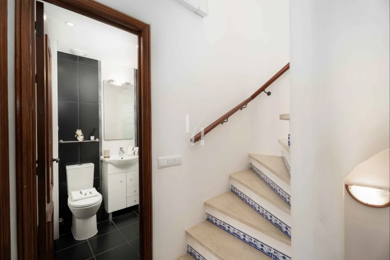 Apartamento T2 para Arrendamento férias em Quarteira Foto 33