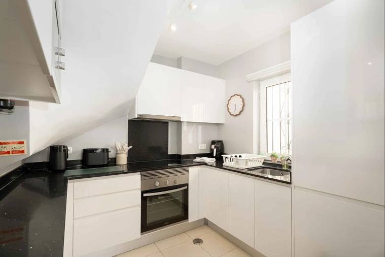 Apartamento T2 para Arrendamento férias em Quarteira Foto 3