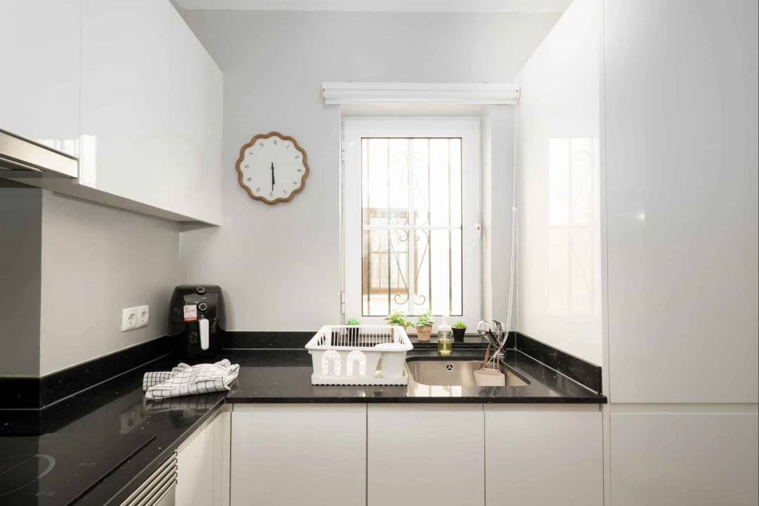 Apartamento T2 para Arrendamento férias em Quarteira Foto 17