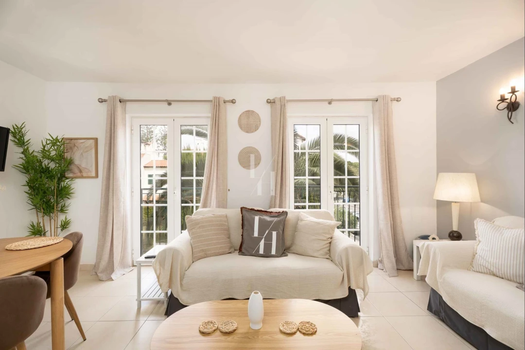 Apartamento T2 para Arrendamento férias em Quarteira Foto 4