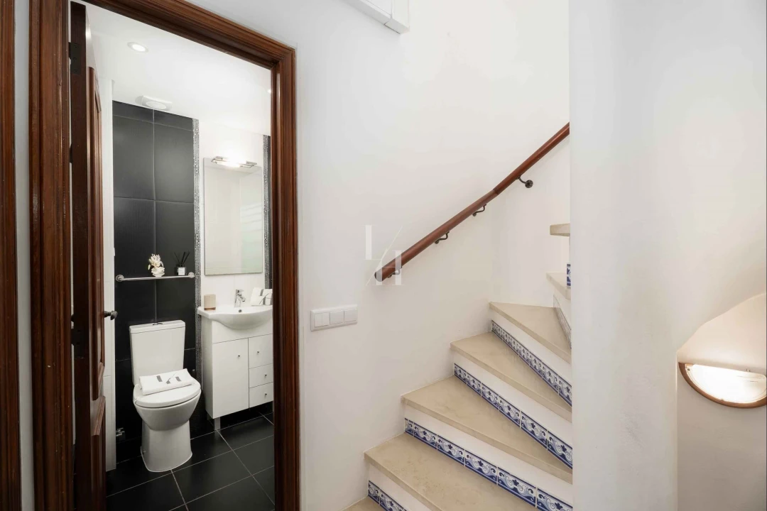 Apartamento T2 para Arrendamento férias em Quarteira Foto 33