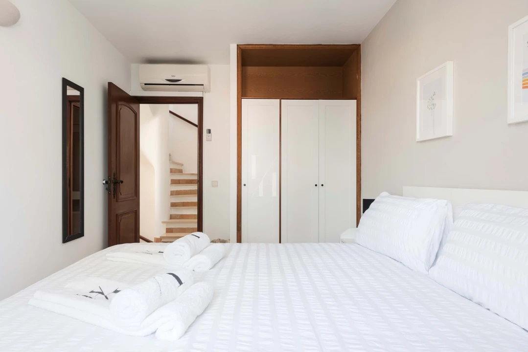 Apartamento T2 para Arrendamento férias em Quarteira Foto 20