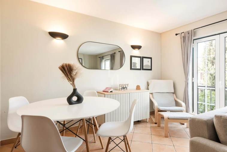 Apartamento T2 para Arrendamento férias em Quarteira Foto 5