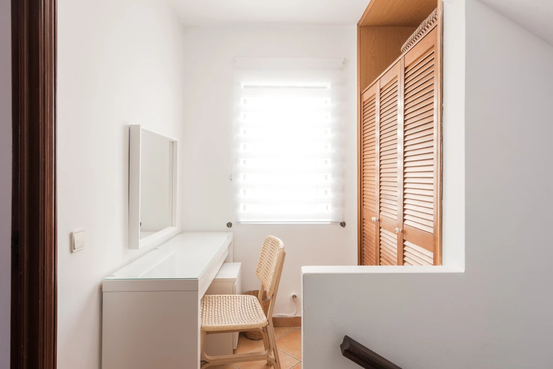 Apartamento T2 para Arrendamento férias em Quarteira Foto 14