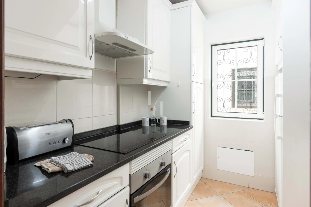 Apartamento T2 para Arrendamento férias em Quarteira Foto 11
