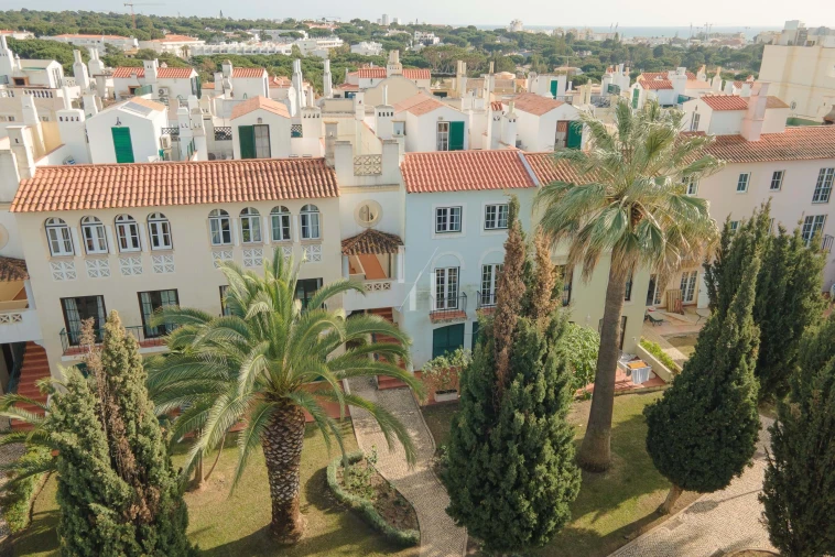 Apartamento T2 para Arrendamento férias em Quarteira Foto 25