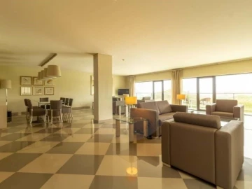 Apartamento T3 para Venda em Agualva e Mira-Sintra