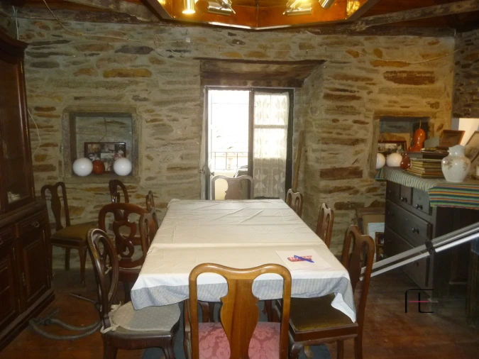 Moradia T3 para Venda em Açoreira Foto 8