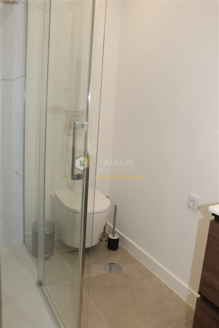 Apartamento T2 para Venda em Quarteira Foto 13