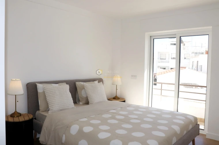 Apartamento T2 para Venda em Quarteira Foto 9