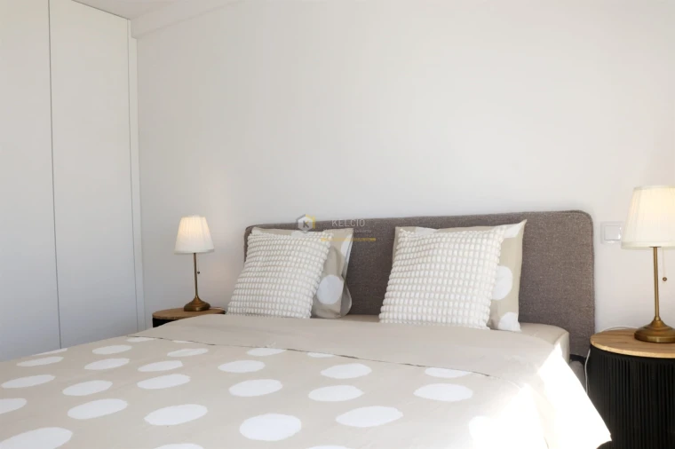 Apartamento T2 para Venda em Quarteira Foto 8