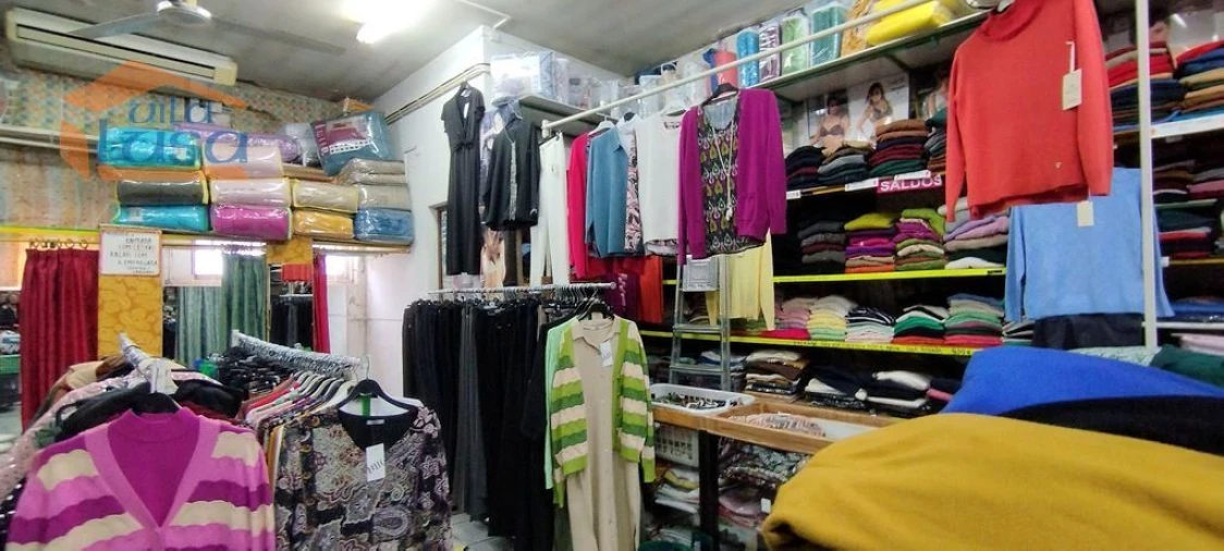 Loja para Trespasse em Arcozelo Foto 8