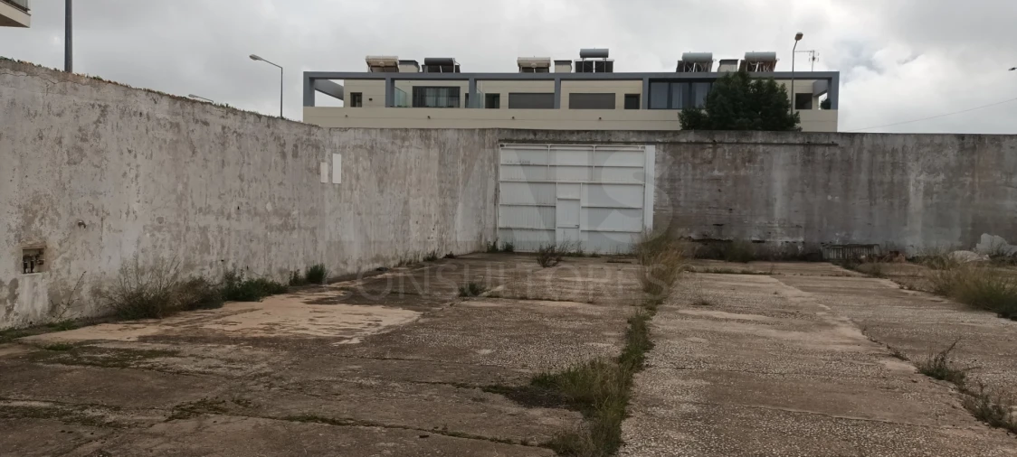 Terreno para Venda em Albufeira e Olhos de Água Foto 2
