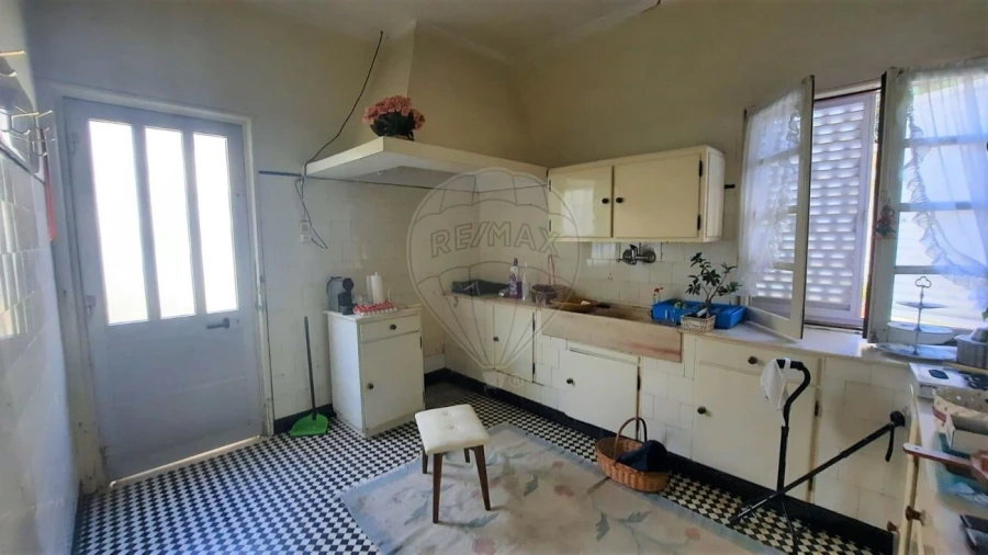 Moradia T4 para Venda em São Paio de Oleiros Foto 13