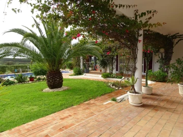 Moradia T4 para Venda em Lagos (São Sebastião e Santa Maria)