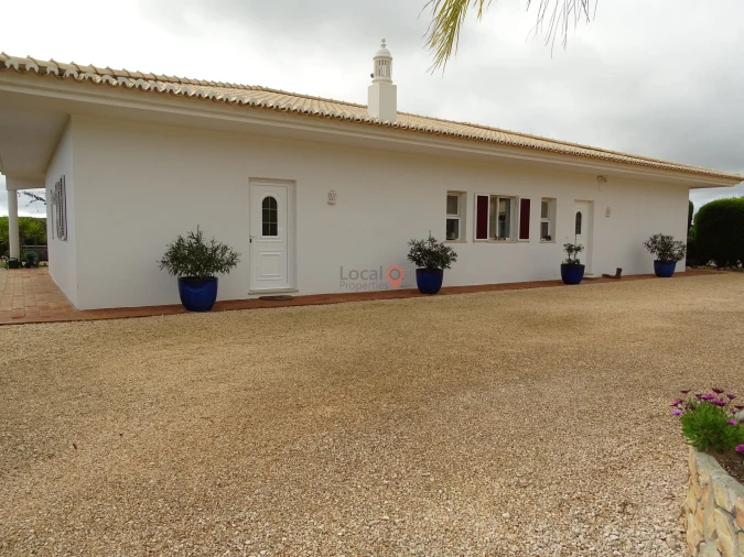 Moradia T4 para Venda em Lagos (São Sebastião e Santa Maria) Foto 31