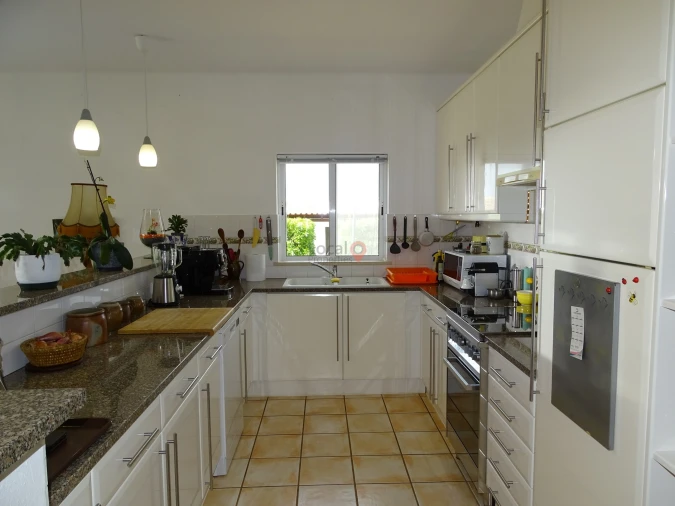 Moradia T4 para Venda em Lagos (São Sebastião e Santa Maria) Foto 10