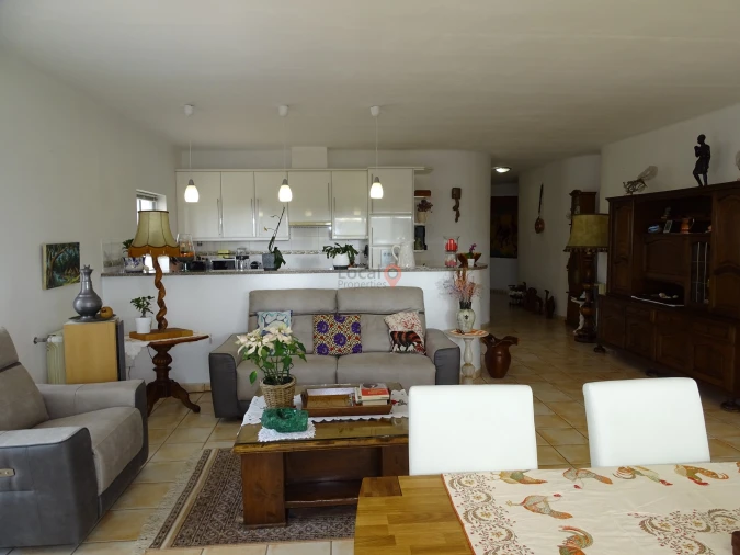 Moradia T4 para Venda em Lagos (São Sebastião e Santa Maria) Foto 6