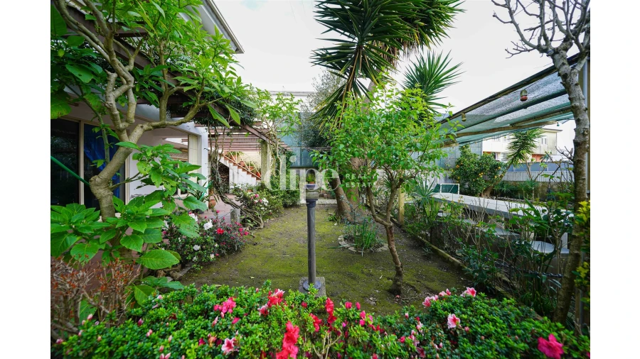 Moradia T4 para Venda em Candoso Santiago e Mascotelos Foto 15