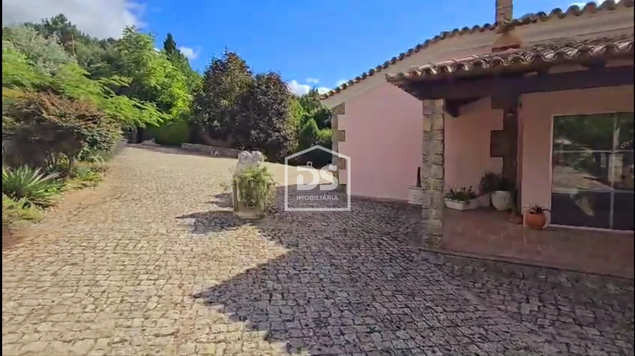 Moradia T4 para Venda em Gouveia (São Pedro e São Julião) Foto 35