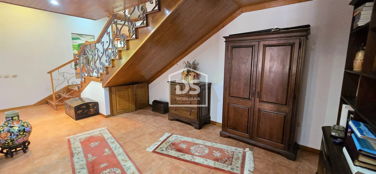 Moradia T4 para Venda em Gouveia (São Pedro e São Julião) Foto 24