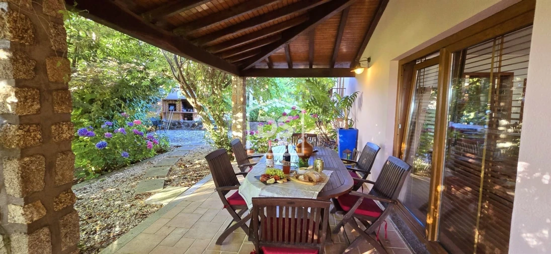 Moradia T4 para Venda em Gouveia (São Pedro e São Julião) Foto 31