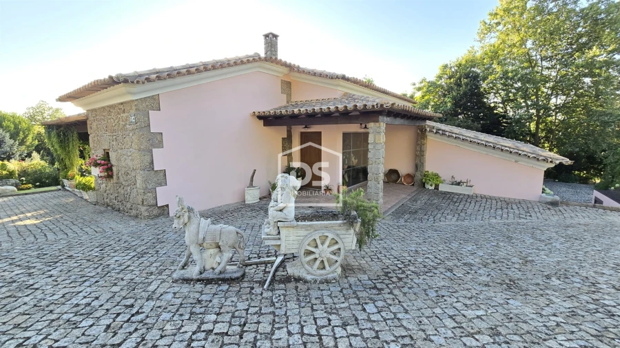 Moradia T4 para Venda em Gouveia (São Pedro e São Julião) Foto 9