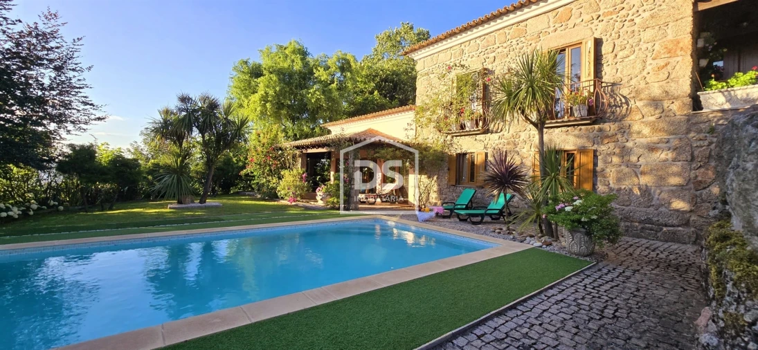 Moradia T4 para Venda em Gouveia (São Pedro e São Julião) Foto 4