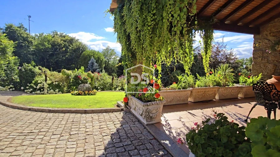 Moradia T4 para Venda em Gouveia (São Pedro e São Julião) Foto 36