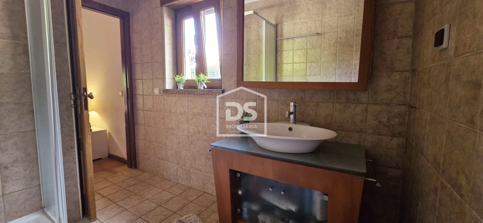 Moradia T4 para Venda em Gouveia (São Pedro e São Julião) Foto 20