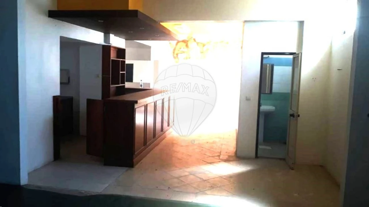 Loja para Venda em Carregado e Cadafais Foto 5