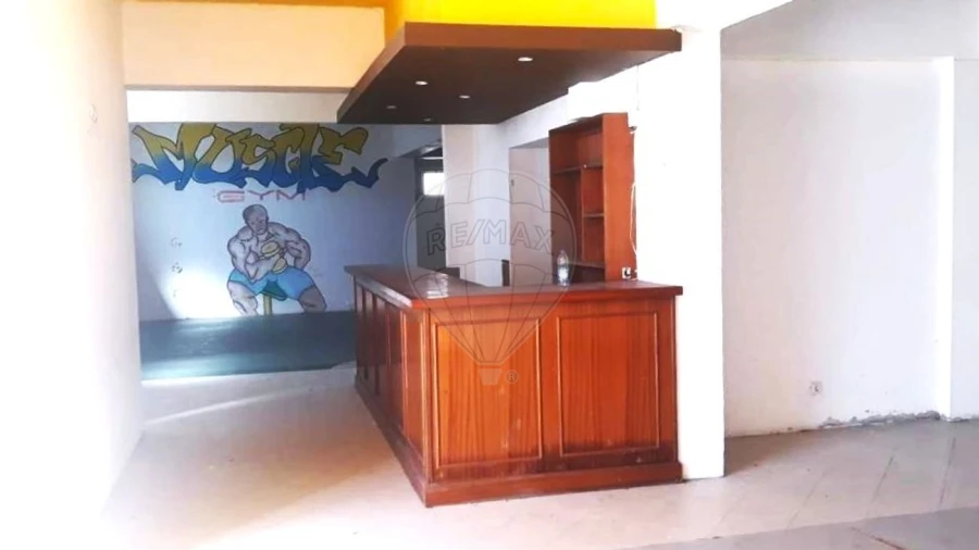 Loja para Venda em Carregado e Cadafais Foto 4