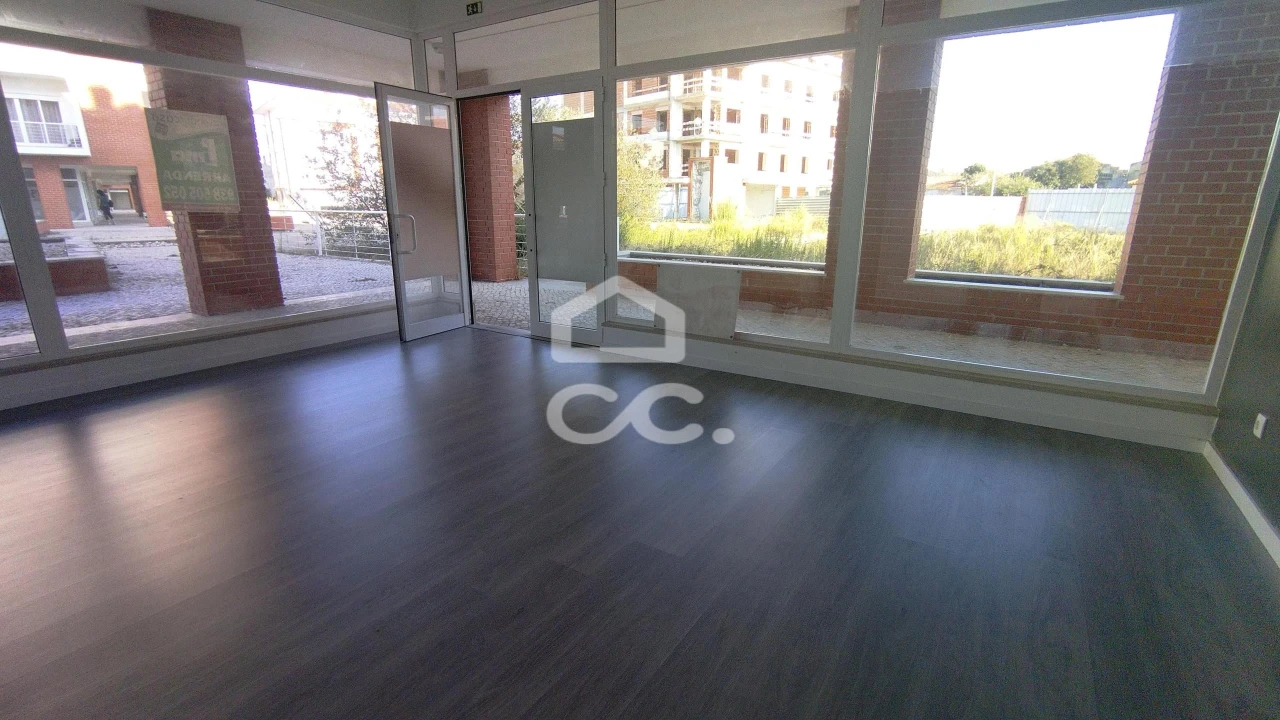 Negócio para Arrendamento em Marinha Grande Foto 4