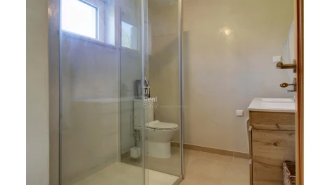 Moradia T5 para Venda em Olhão
