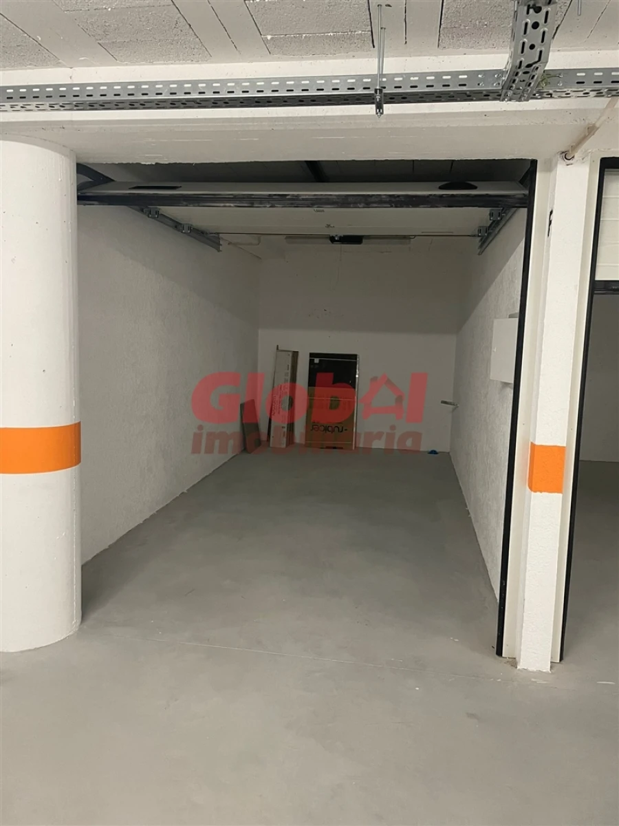 Apartamento T1 para Venda em Repeses e São Salvador Foto 4