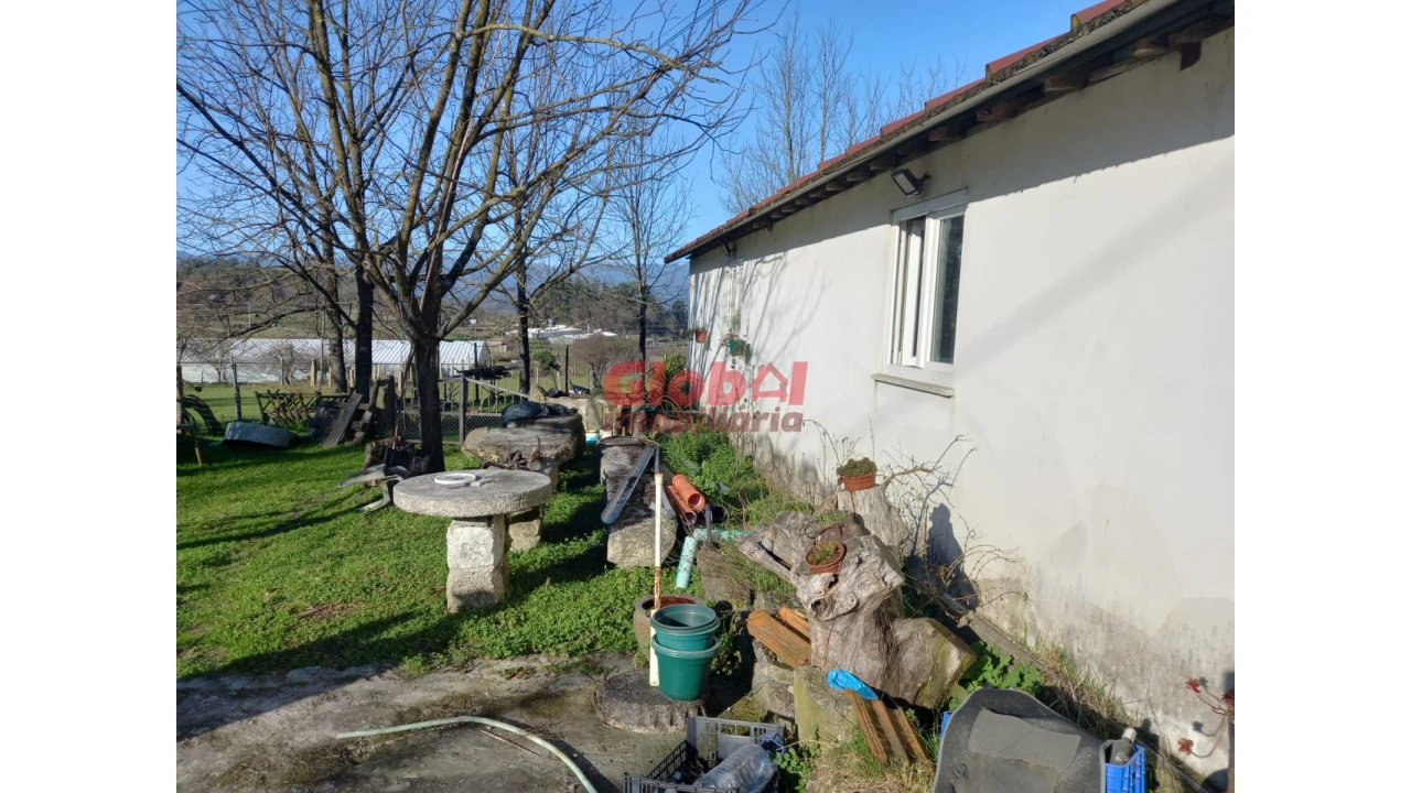 Terreno para Venda em São Vicente de Lafões Foto 10