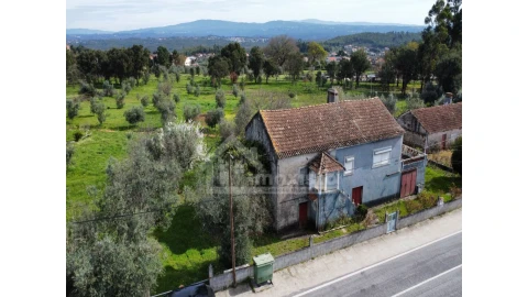 Moradia T3 para Venda em Figueiró dos Vinhos e Bairradas