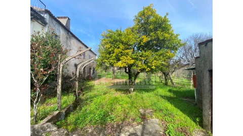 Moradia T3 para Venda em Figueiró dos Vinhos e Bairradas
