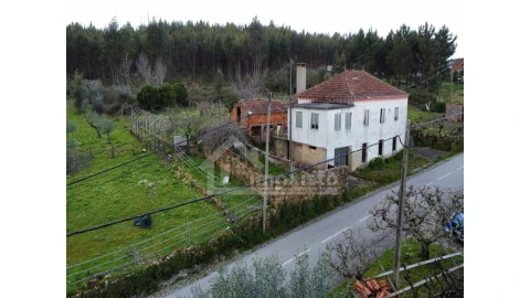 Moradia T4 para Venda em Figueiró dos Vinhos e Bairradas