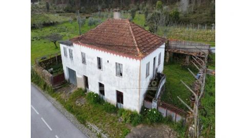 Moradia T4 para Venda em Figueiró dos Vinhos e Bairradas