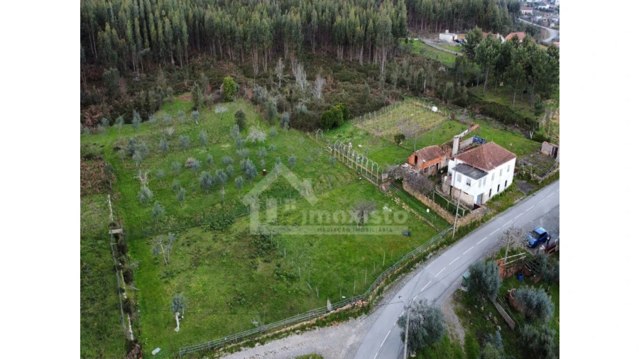 Moradia T4 para Venda em Figueiró dos Vinhos e Bairradas Foto 21