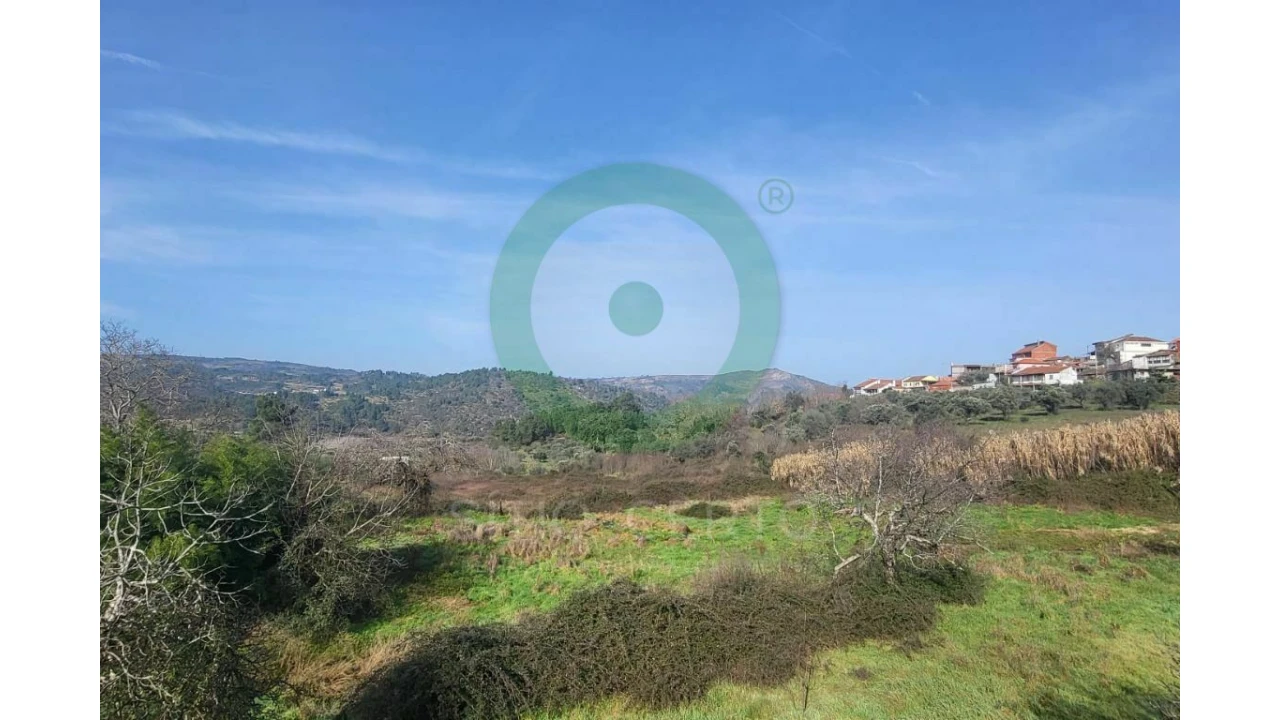 Moradia T3 para Venda em Vinhais Foto 2