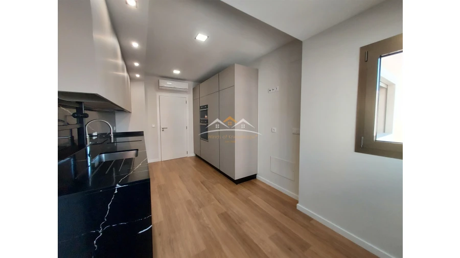 Apartamento T4 para Venda em São João Baptista e Santa Maria dos Olivais Foto 4