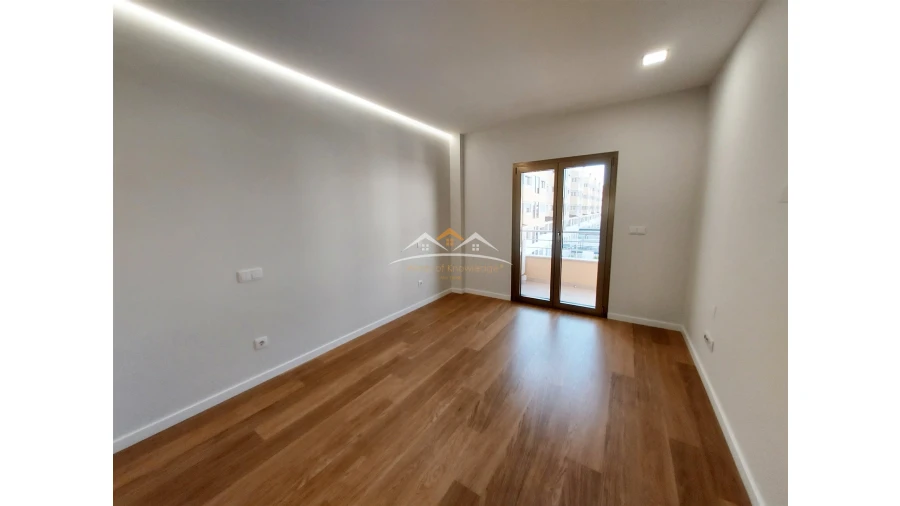 Apartamento T4 para Venda em São João Baptista e Santa Maria dos Olivais Foto 15