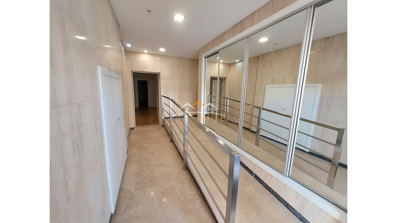 Apartamento T4 para Venda em São João Baptista e Santa Maria dos Olivais Foto 22